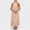 Elara | Vestido largo con cuello halter y estampado acuarela